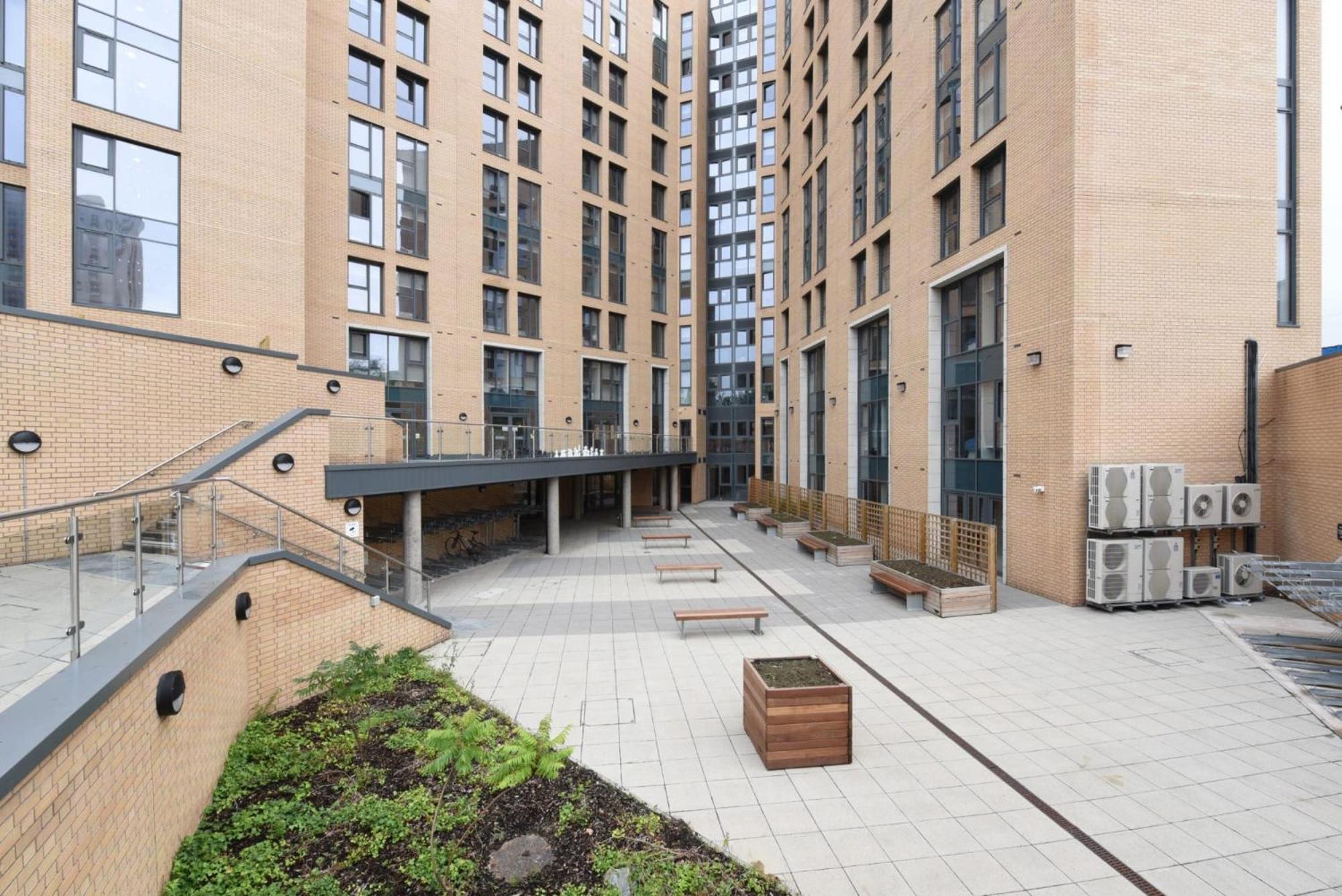 For Students Only Dobbie'S Point In Glasgow Bagian luar foto